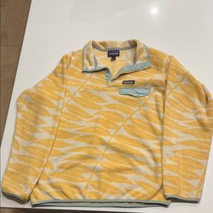 Unique Pattern Patagonia 3/4 Sweater